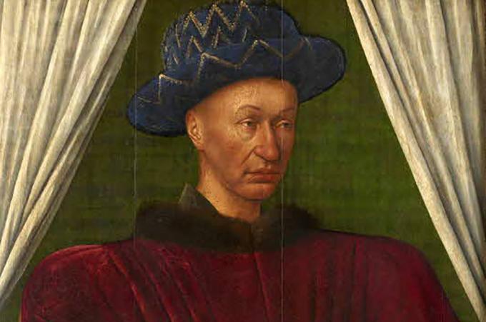 Карл VII от Франция в червена риза и синя шапка.