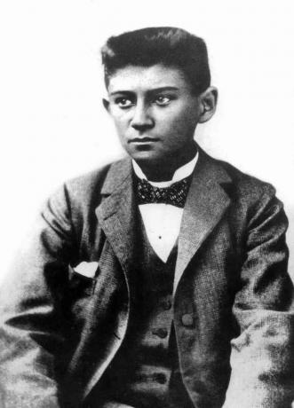 Франц Кафка (1883-1924) чешки писател тук млад c. 1898