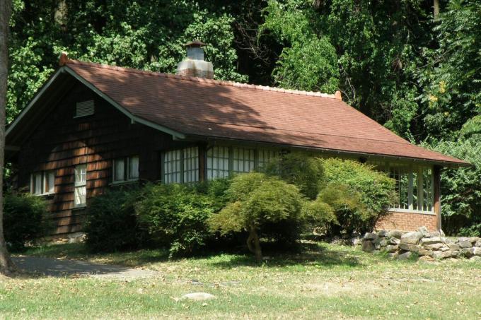 Craftsman Farms Cottage, имот на Gustav Stickley 1908-1917, в Morris Plains, Ню Джърси