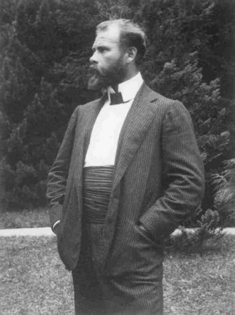 Австрийският художник Густав Климт. Близо до Унтерах на Аттерзее. Горна Австрия. Снимка. Около 1910г.