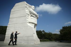 Обама и индийският премиер на мемориала на MLK