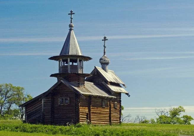 Дървена църква на остров Кижи, Русия