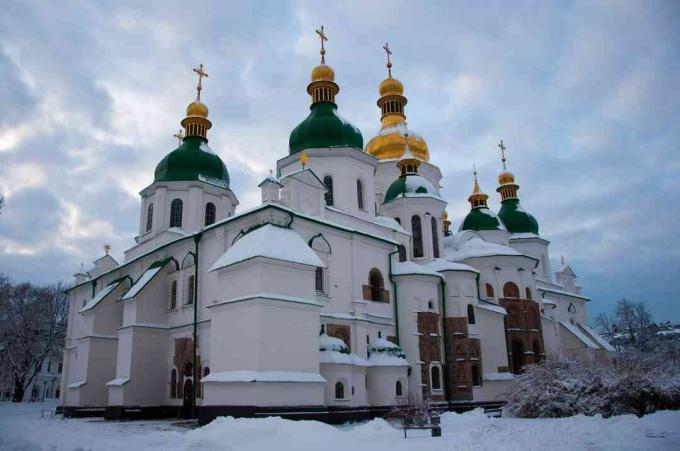 Софийската катедрала в Киев, построена първо през XI в. Пр.н.е.