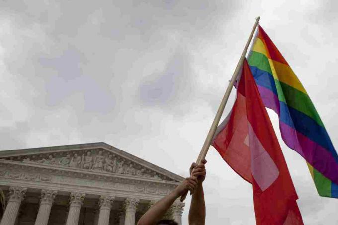 Правилата на Върховния съд в полза на гей брака
