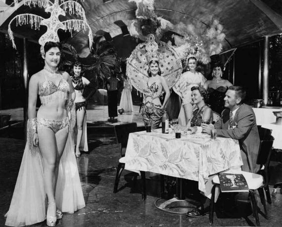 Нощен клуб Тропикана, 1955г